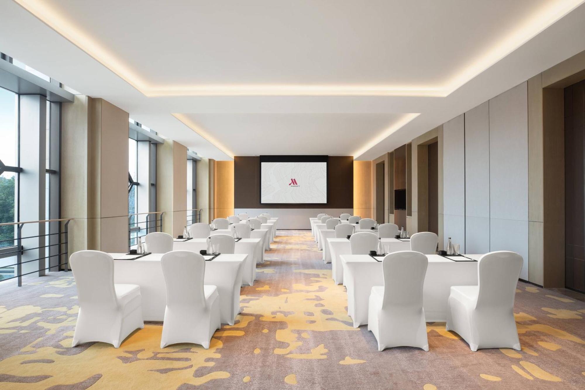 Wuxi Marriott Hotel Lihu Lake Exterior photo