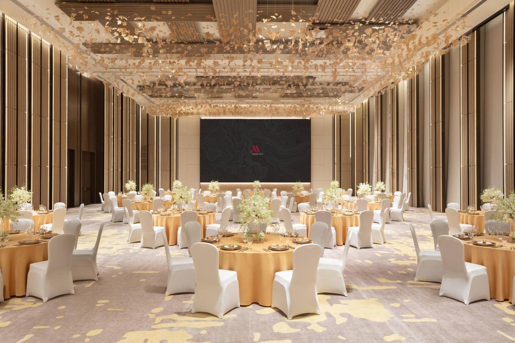 Wuxi Marriott Hotel Lihu Lake Exterior photo